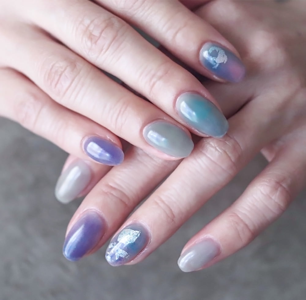 写真:岩絵具ネイル